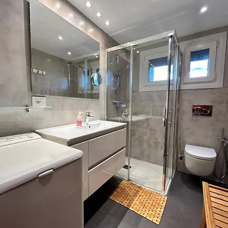 Earra - Eguzki - Garaje,1 Min Playa, Piscina Apartamento Zarautz