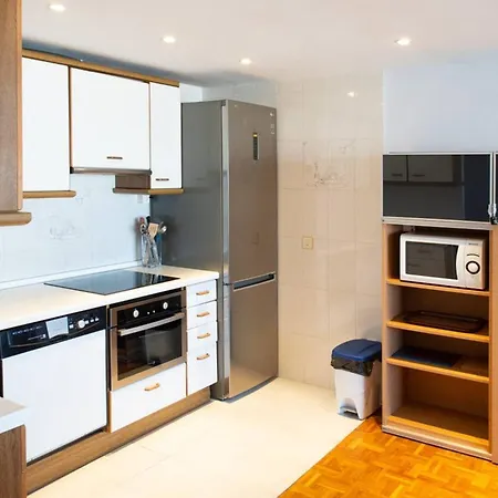 아파트 Earra - Eguzki - Garaje,1 Min Playa, Piscina 자라우츠